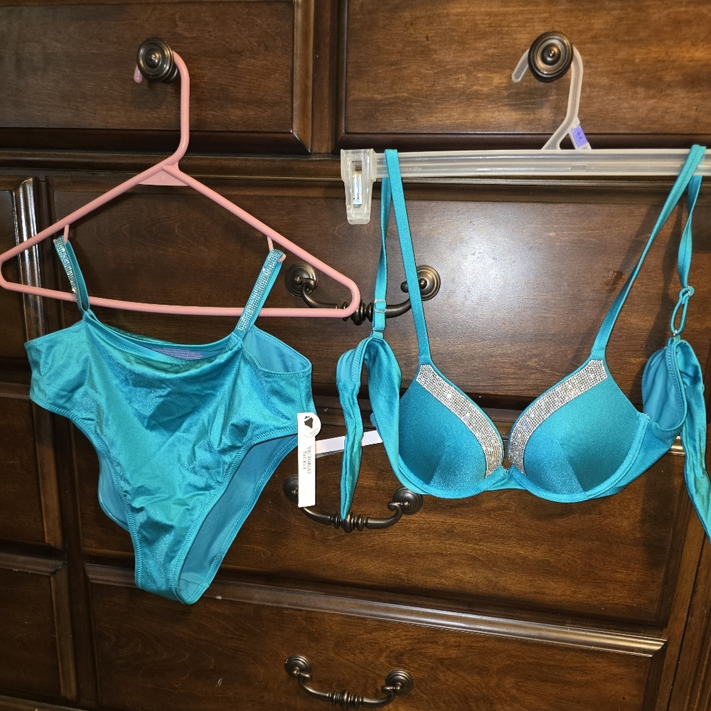Victoria's Secret Sparkly Bikini Set Top  32A/ Bottoms Med